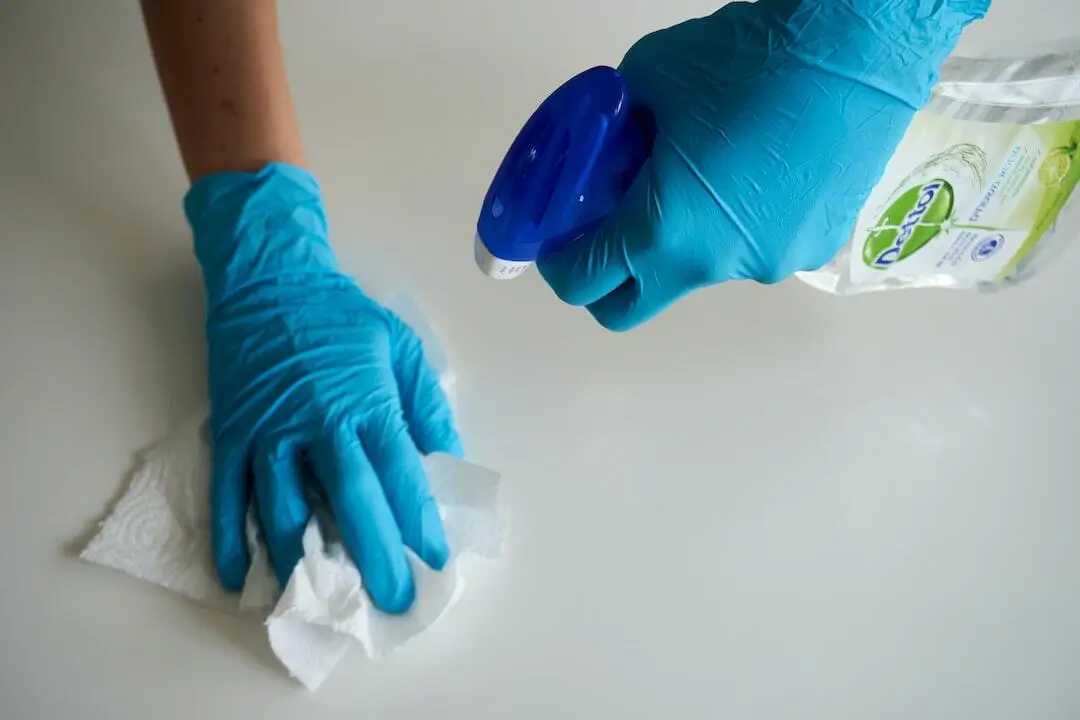 Quick Cleaning Hacks for Fast Turnovers